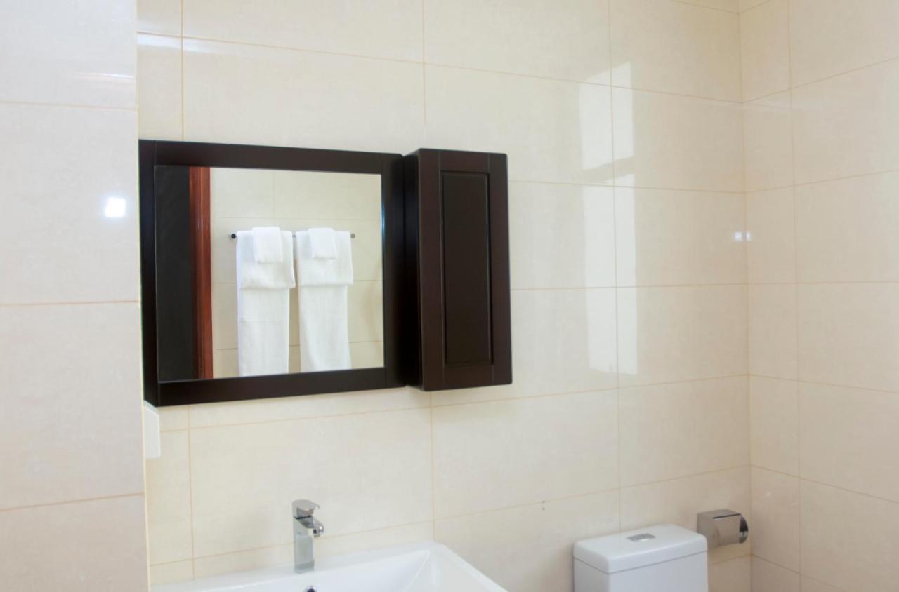 Lark Hotel دار السلام المظهر الخارجي الصورة