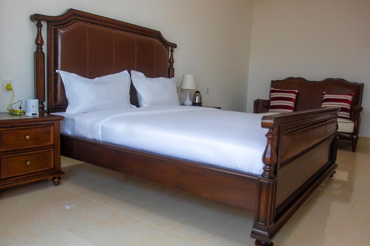 Lark Hotel دار السلام المظهر الخارجي الصورة