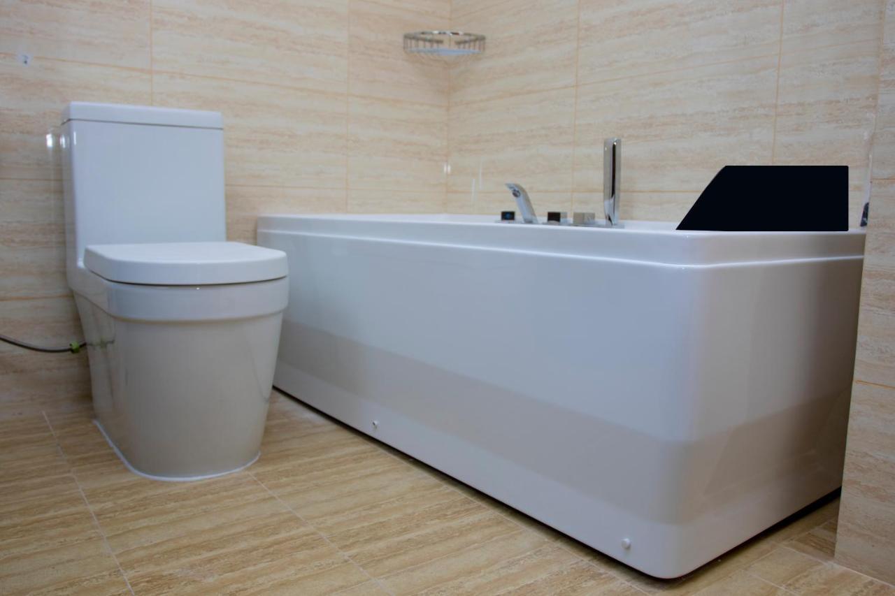 Lark Hotel دار السلام المظهر الخارجي الصورة