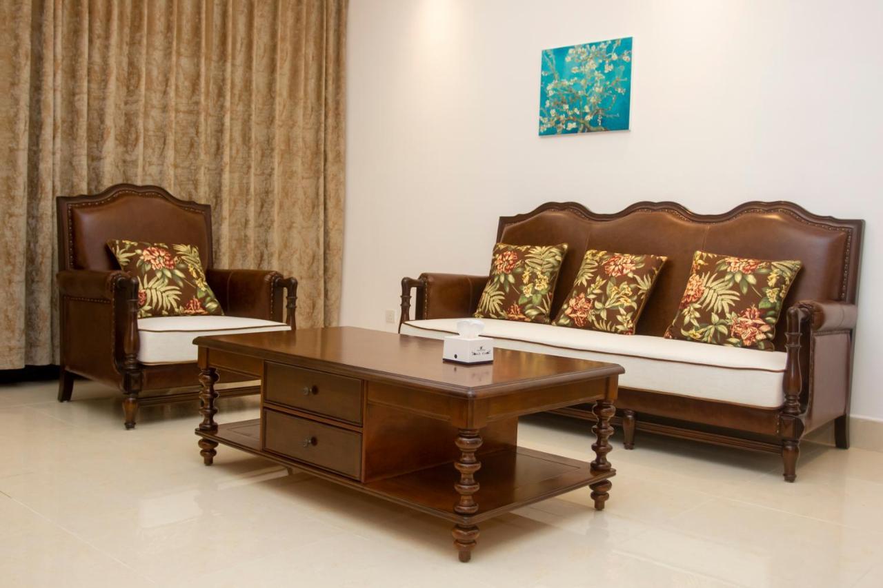 Lark Hotel دار السلام المظهر الخارجي الصورة