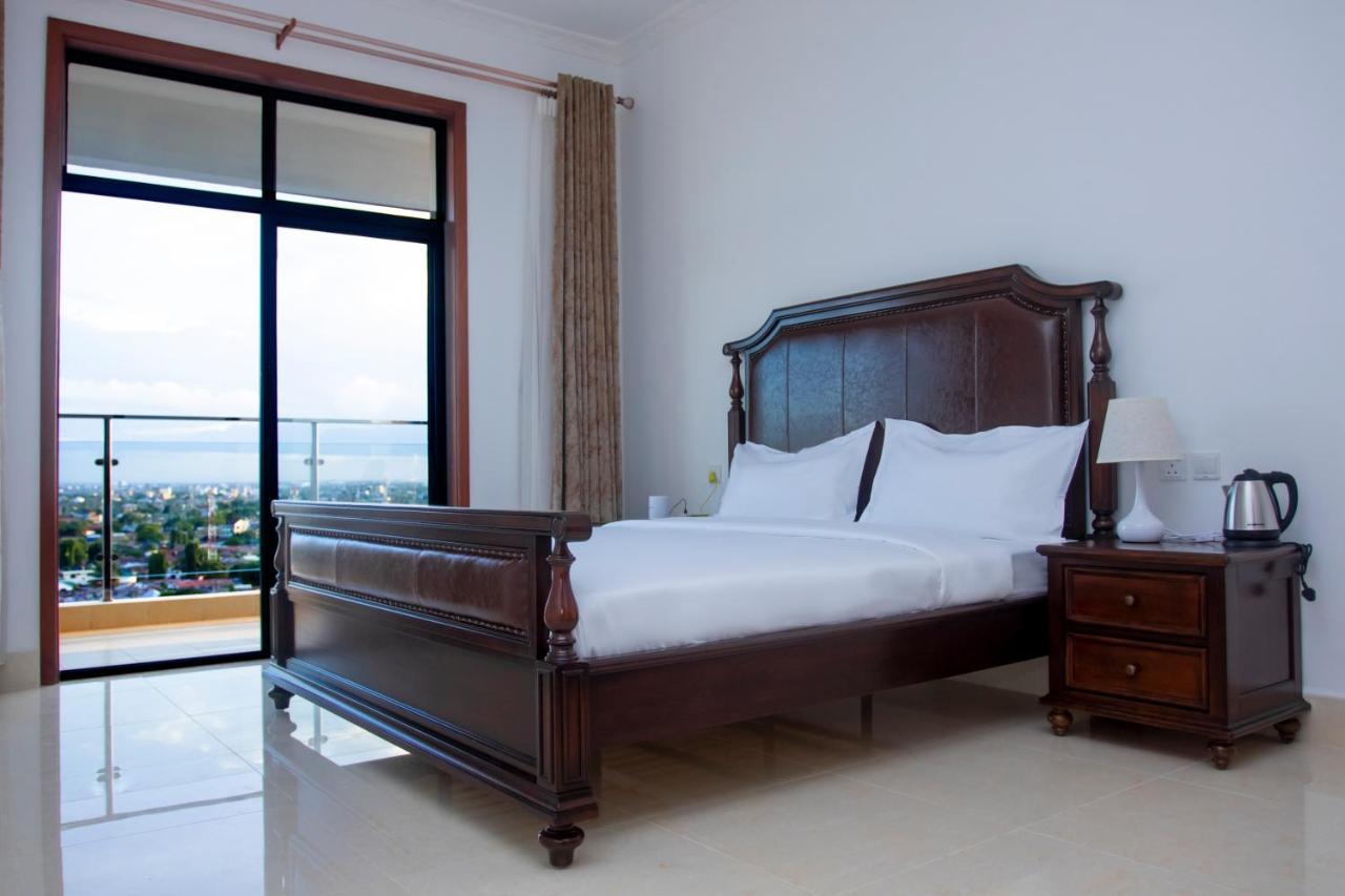 Lark Hotel دار السلام المظهر الخارجي الصورة