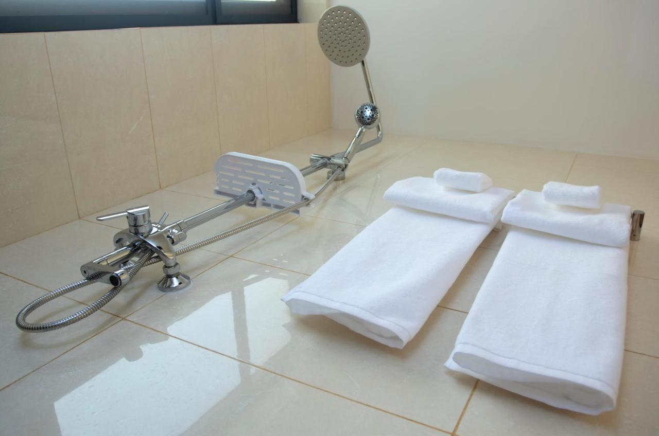 Lark Hotel دار السلام المظهر الخارجي الصورة
